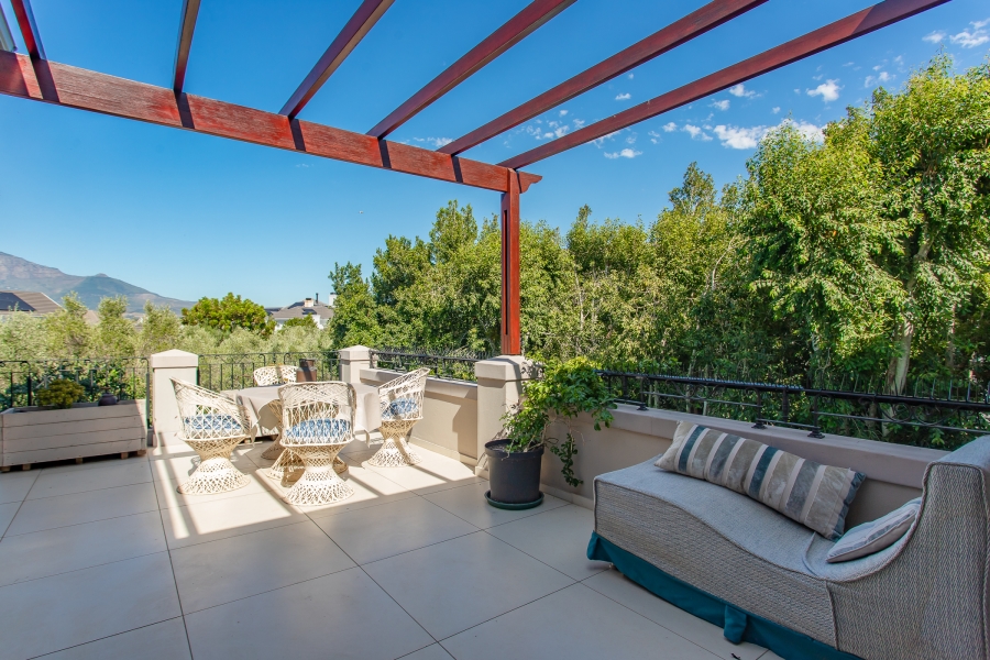 5 Bedroom Property for Sale in Val De Vie Estate Western Cape